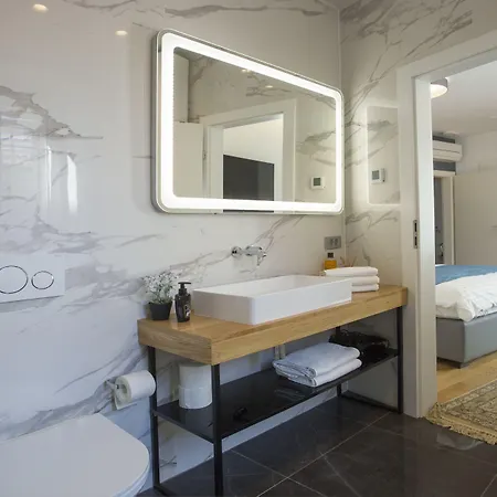 Luxury Paula - In The Old Town Guest house 4*