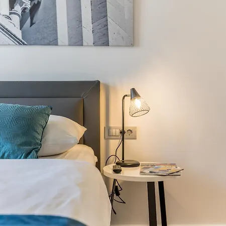 Luxury Paula - In The Old Town Guest house 4*