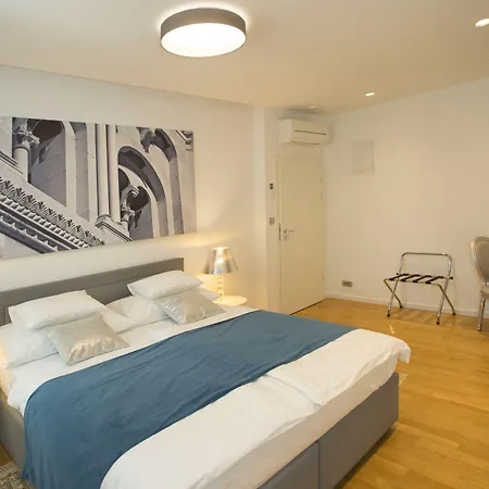 Guest house Luxury Paula 4*